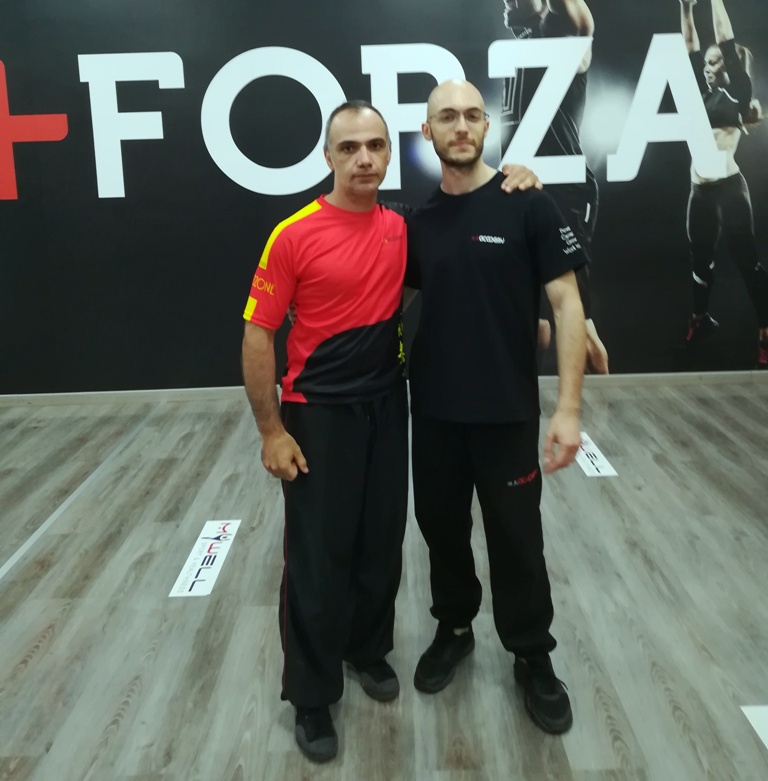 Kung Fu Academy di Sifu Mezzone scuola di wing chun e taijiquan, di wing tsun, difesa personale e arti marziali cinesi a Caserta e in Italia www.kungfuitalia.it (1)